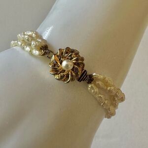 Gold tone fresh water pearl multi strand vintage bracelet